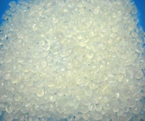 Bulk Plastic Pellets for Injection Molding: Material Selection and Sourcing